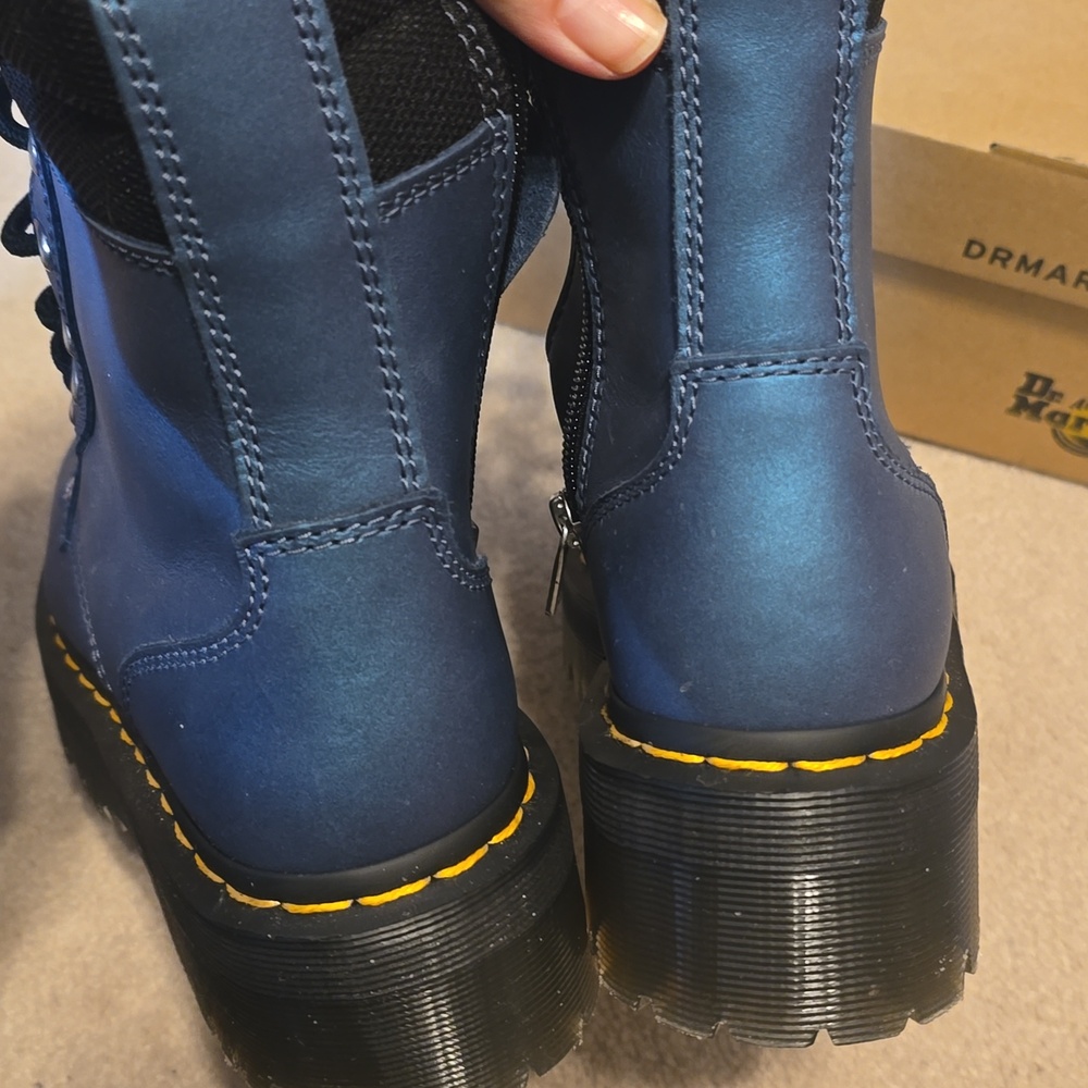 Dr. Martens Jadon II Hardware Pull Up Leather Platform Boots - Picture 7 of 11